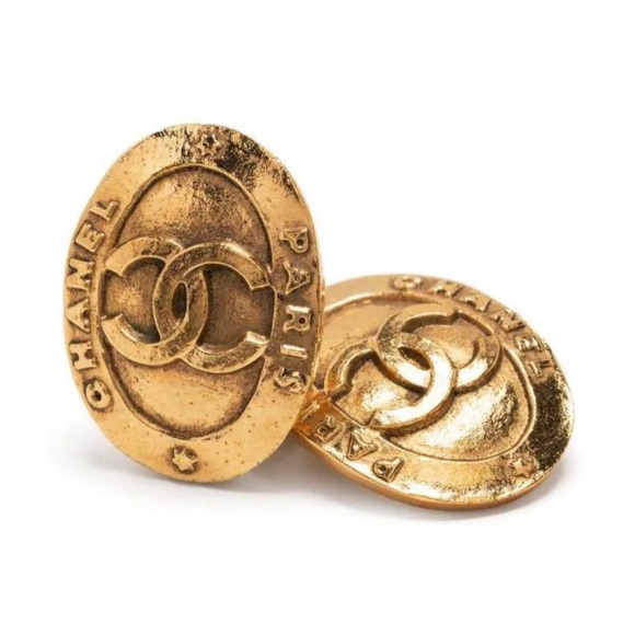 CHANEL Jewelry - Vintage Chanel Oval Clip-on Earrings